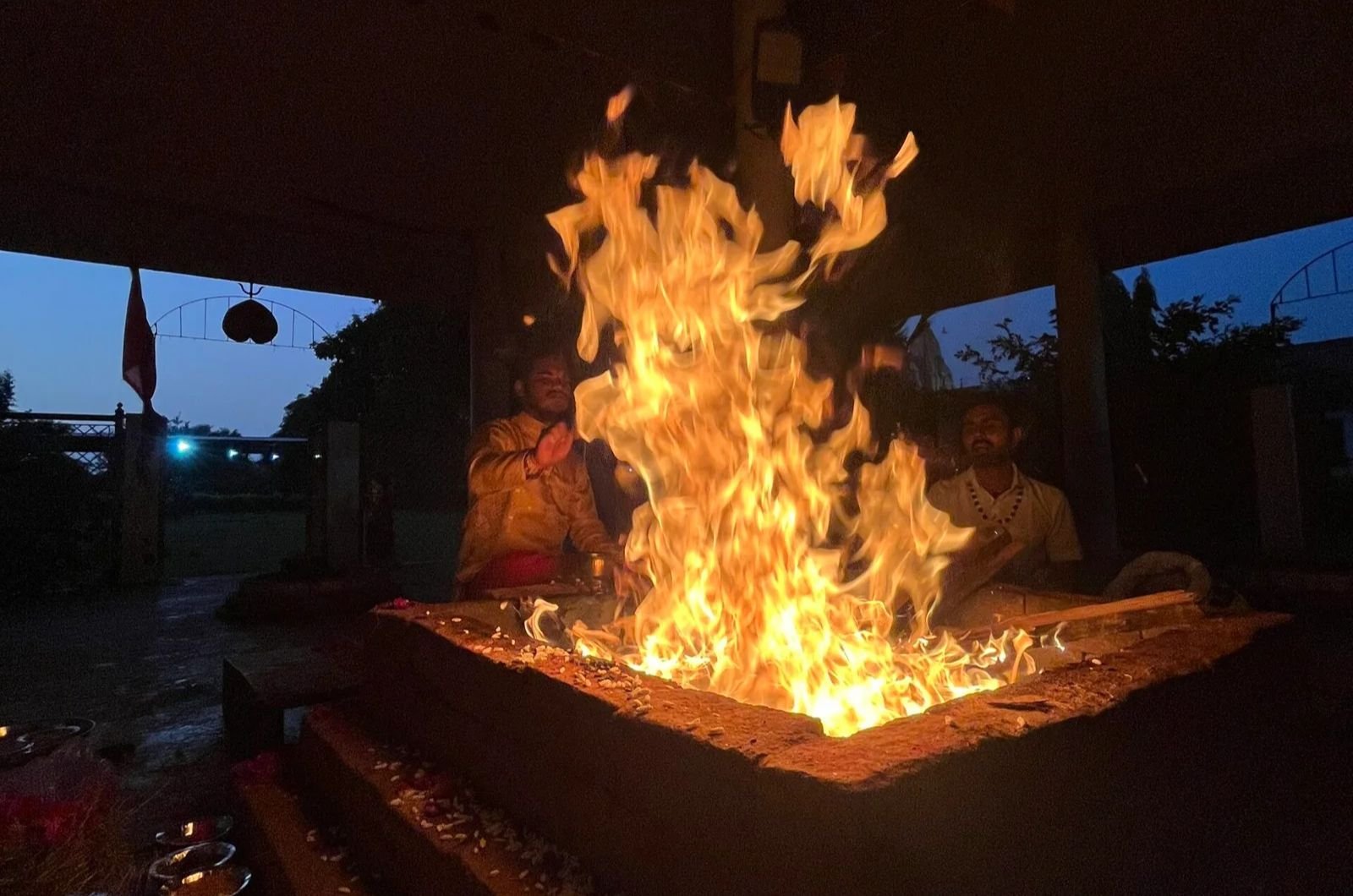 Traditional worship being performed in Ujjain